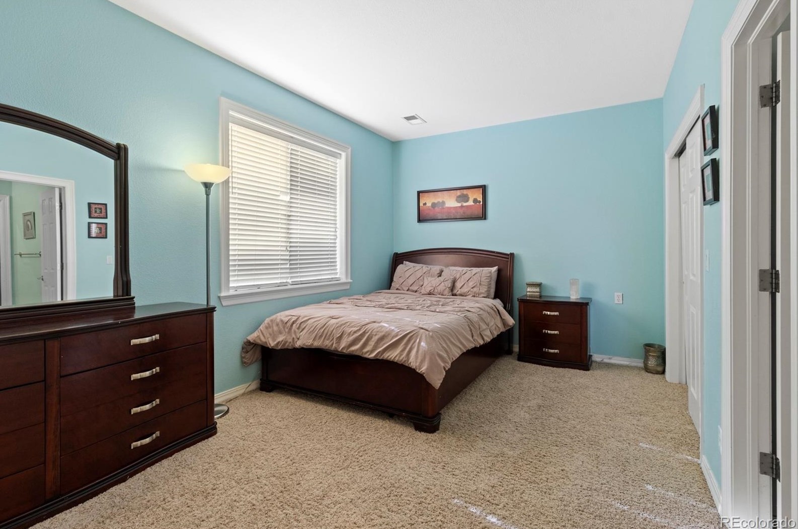 10019 Longview Dr, Littleton CO 80124-9750 exterior