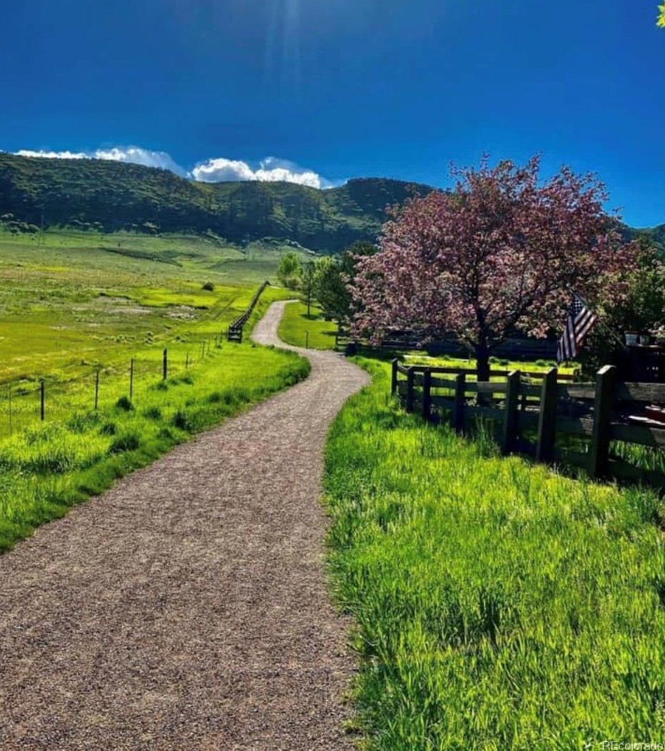 9649 Jellison Way, Littleton CO 80123-1181 exterior