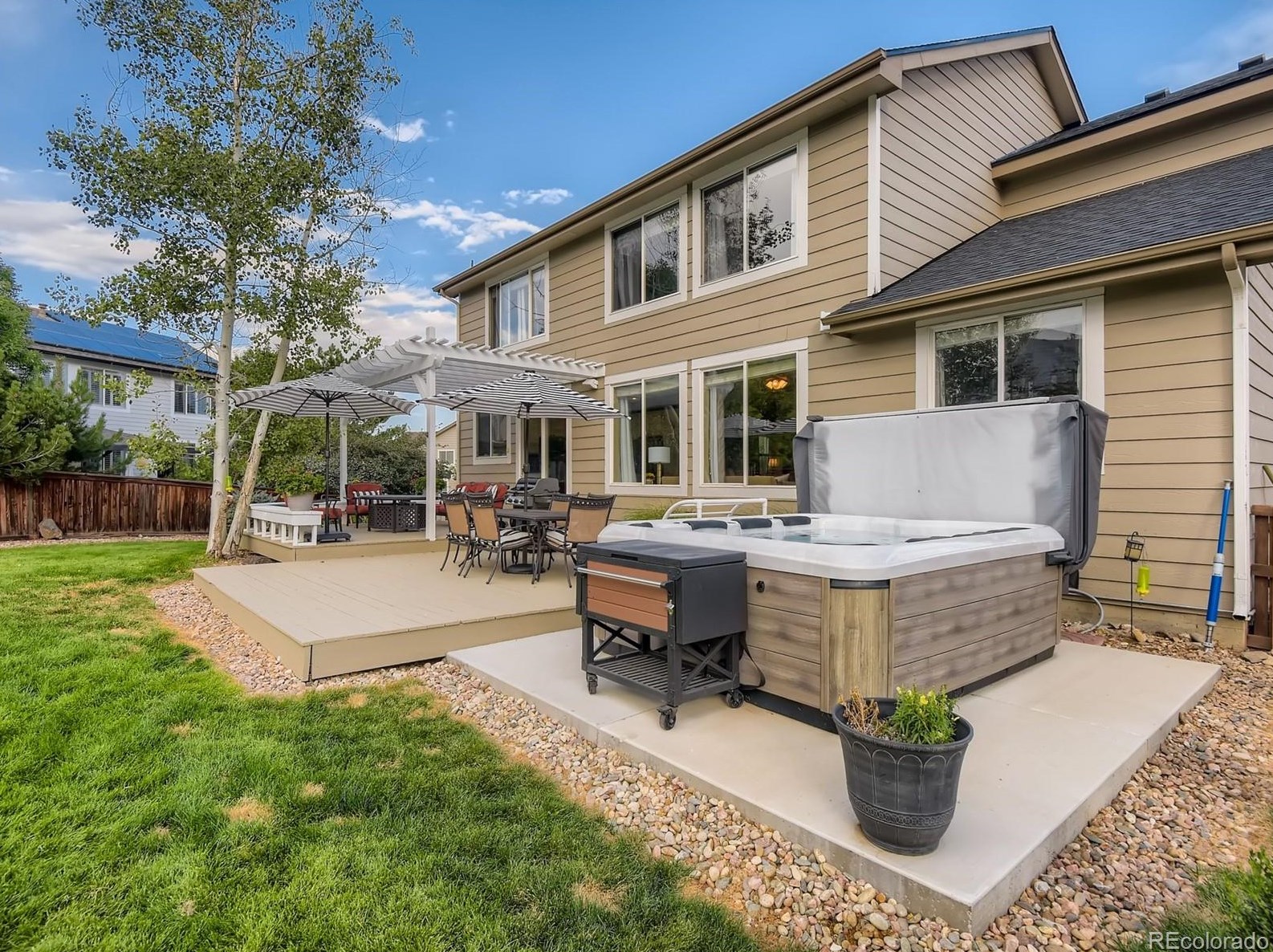 9649 Jellison Way, Littleton CO 80123-1181 exterior