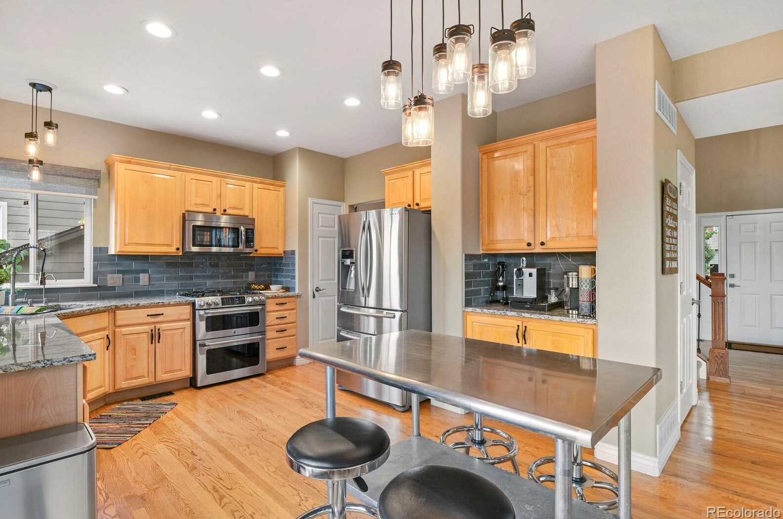 839 Deer Clover Way, Castle Rock CO 80108-8206 exterior