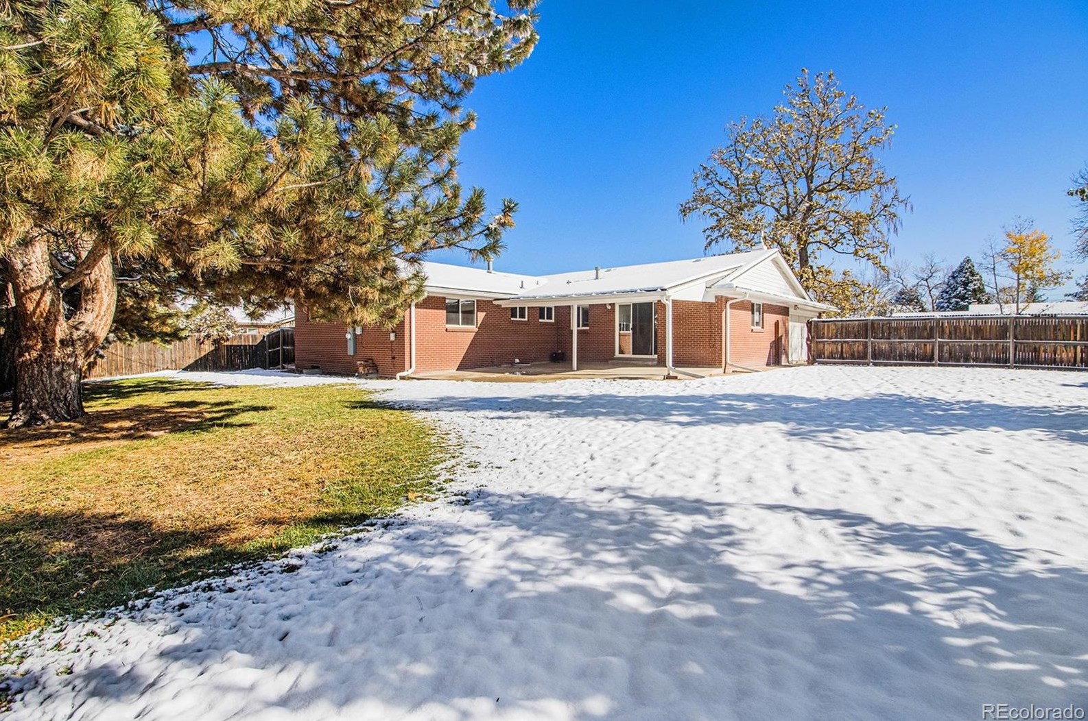 6775 Steele St, Littleton CO 80121-2945 exterior