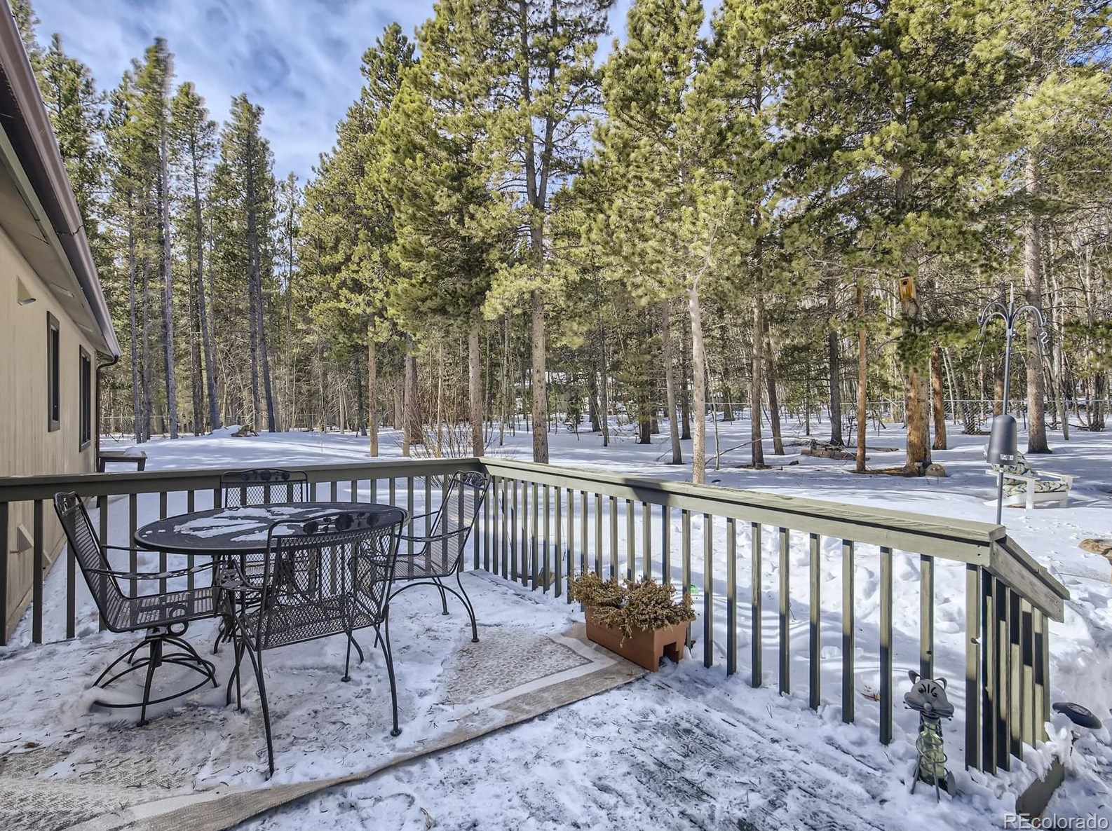 527 Karlann Dr, Arvada CO  80422-4044 exterior