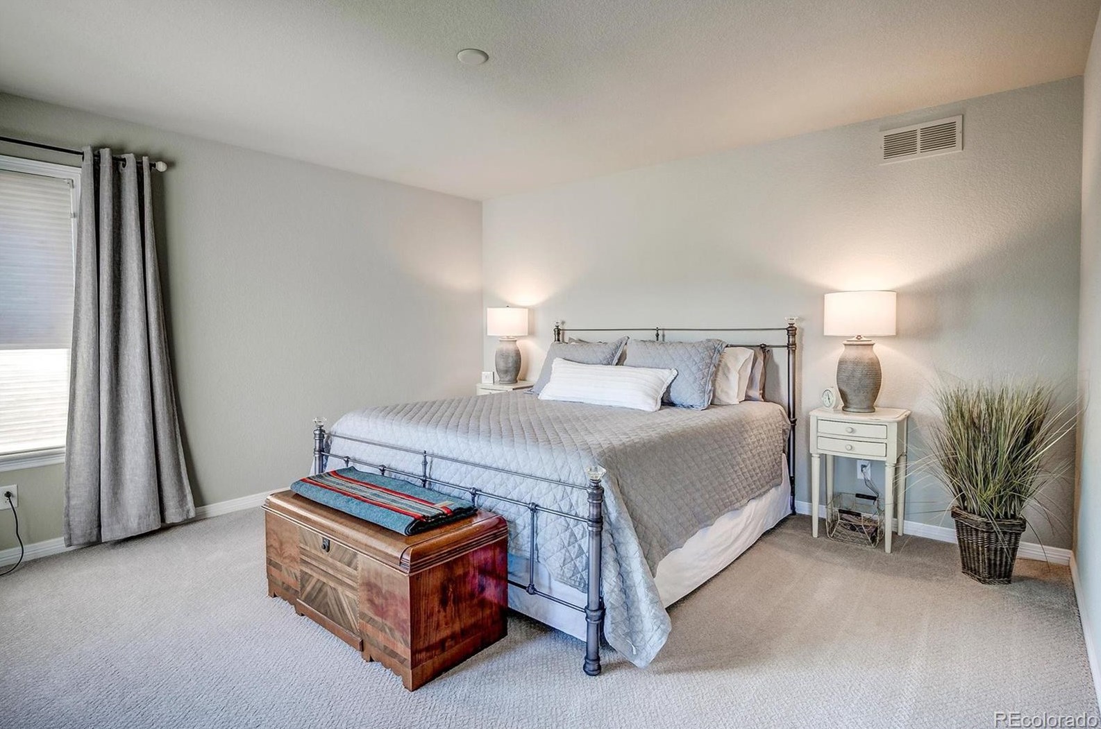 10257 Pennington Ln, Littleton CO exterior