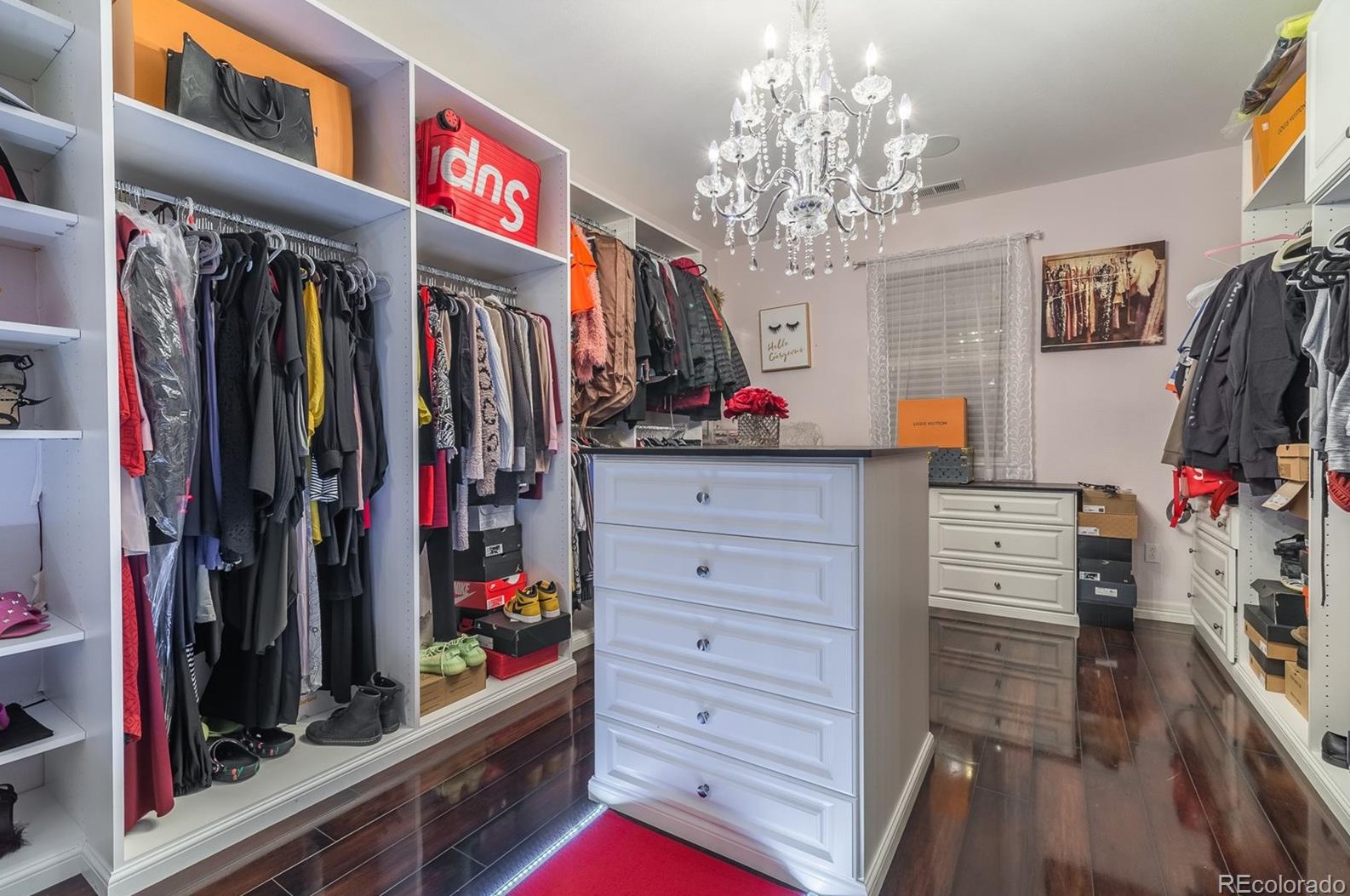 26585 Peakview Dr, Aurora CO 80016-6110 exterior