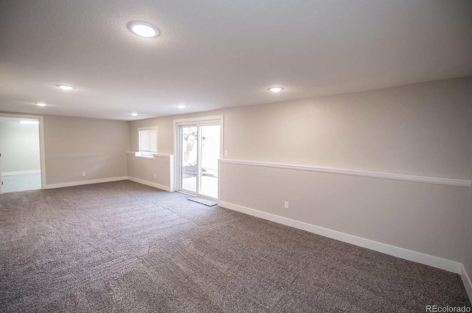 10233 Powers Ave, Littleton CO 80127-1814 exterior