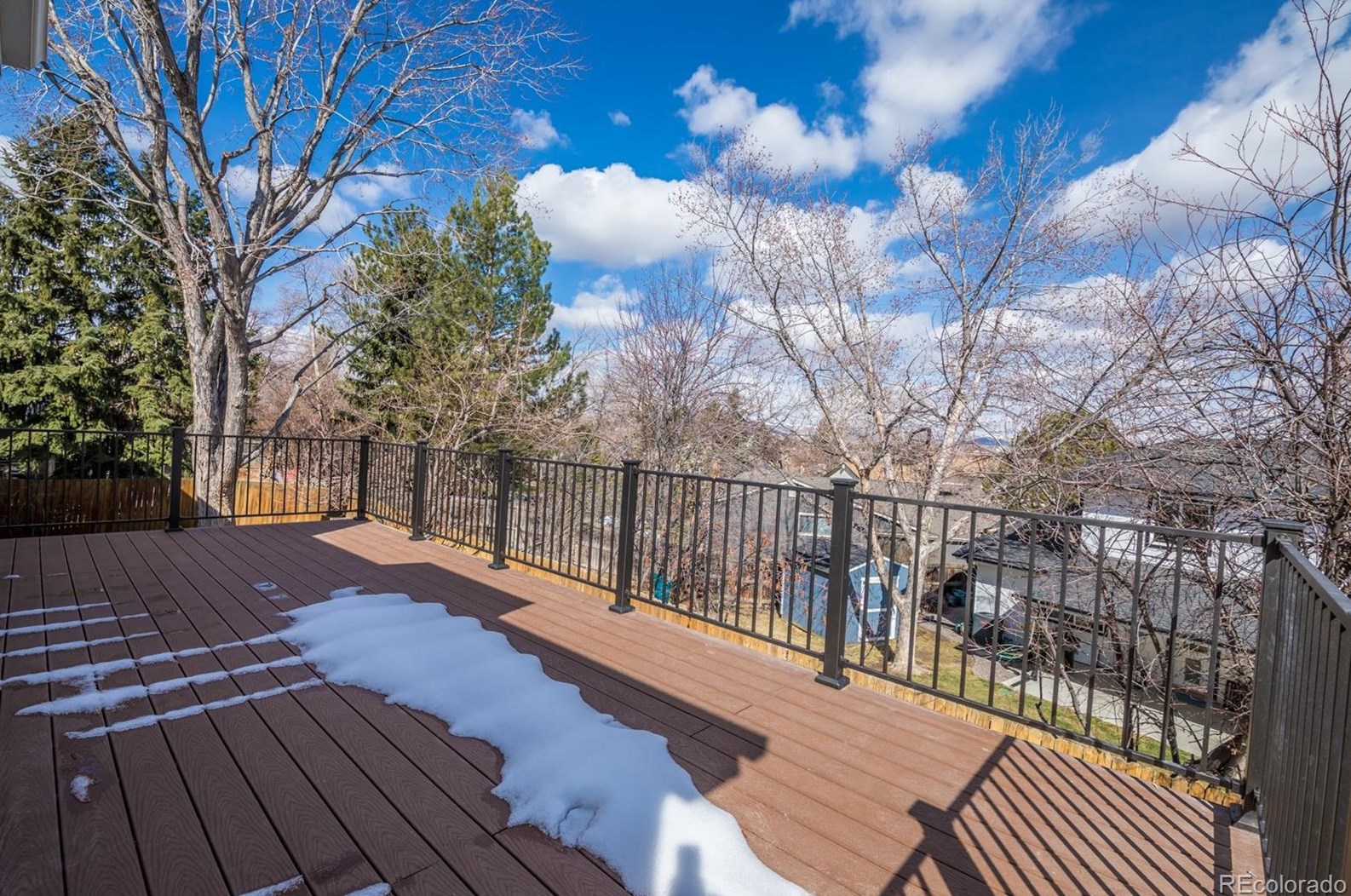 10233 Powers Ave, Littleton CO 80127-1814 exterior