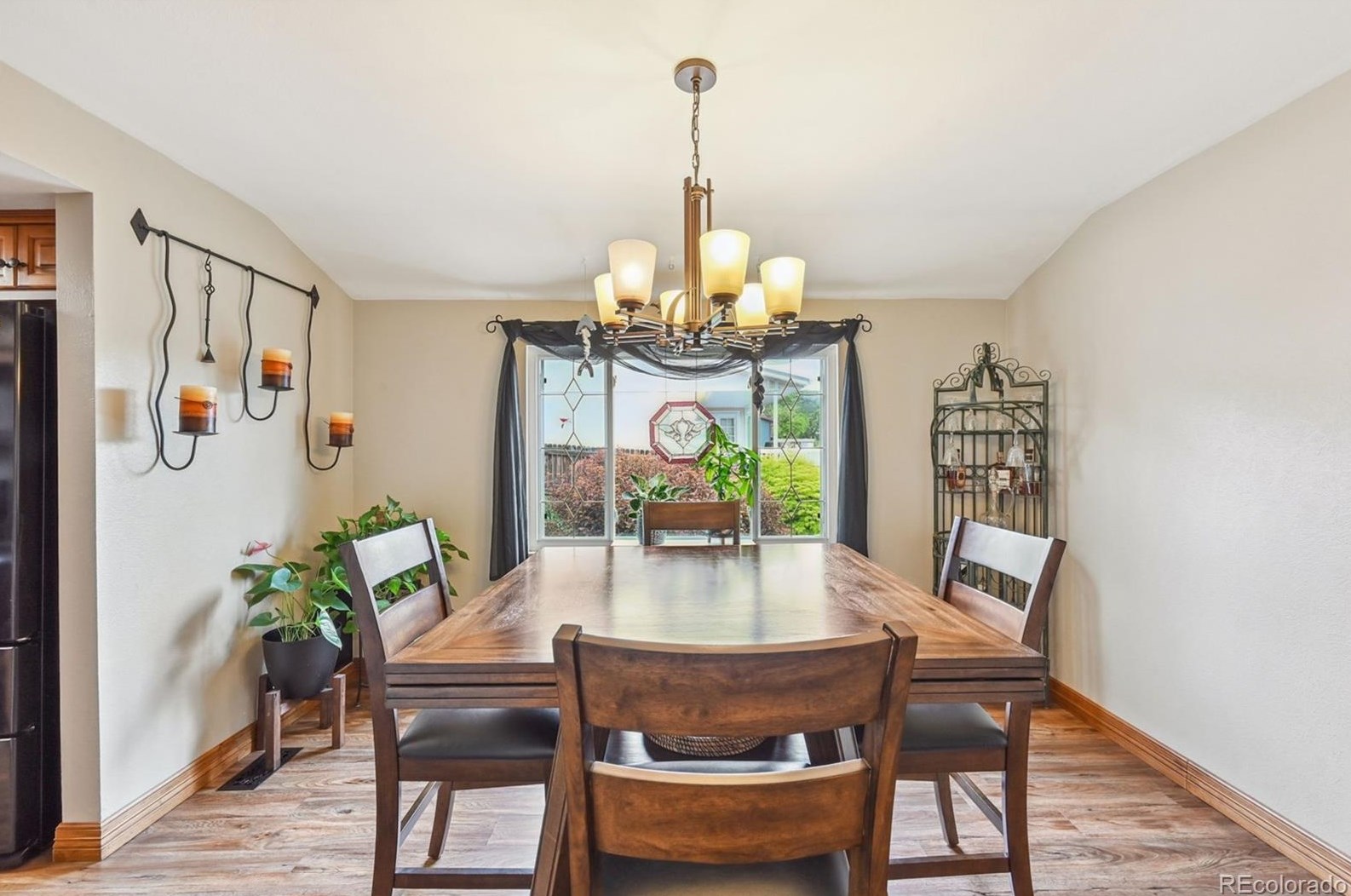 200 Johnson Dr, Castle Rock CO 80104-2123 exterior