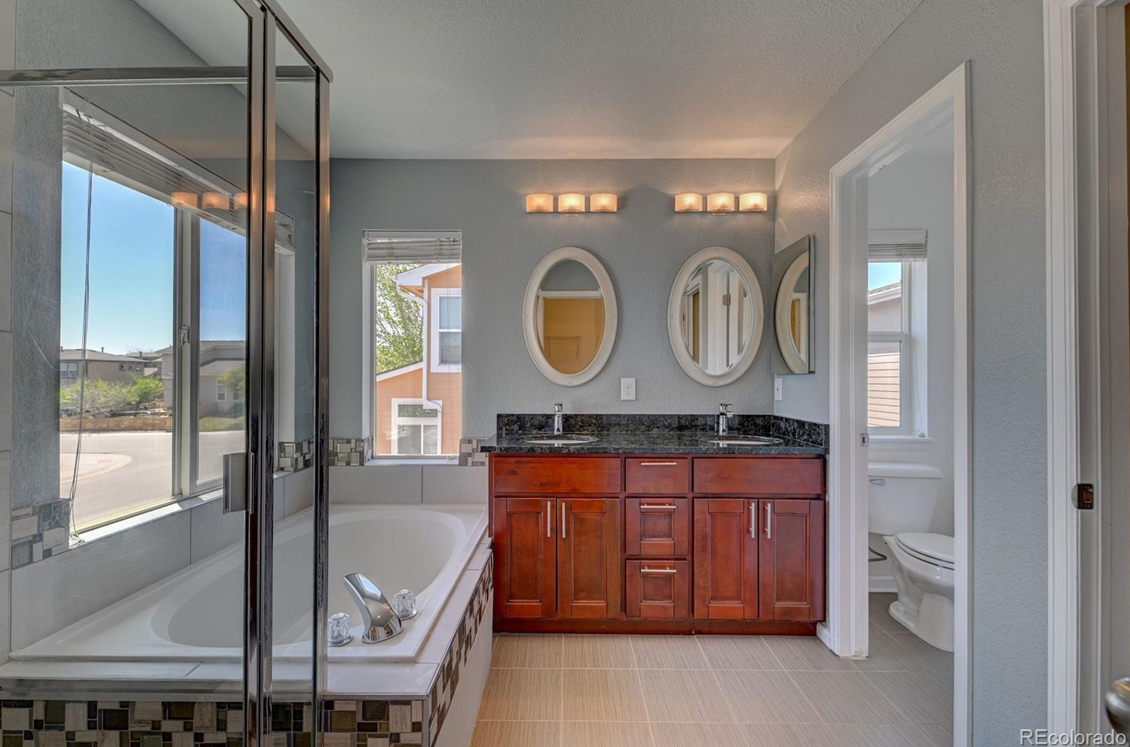 3157 Grn Hvn Cir, Littleton CO 80126-7540 exterior