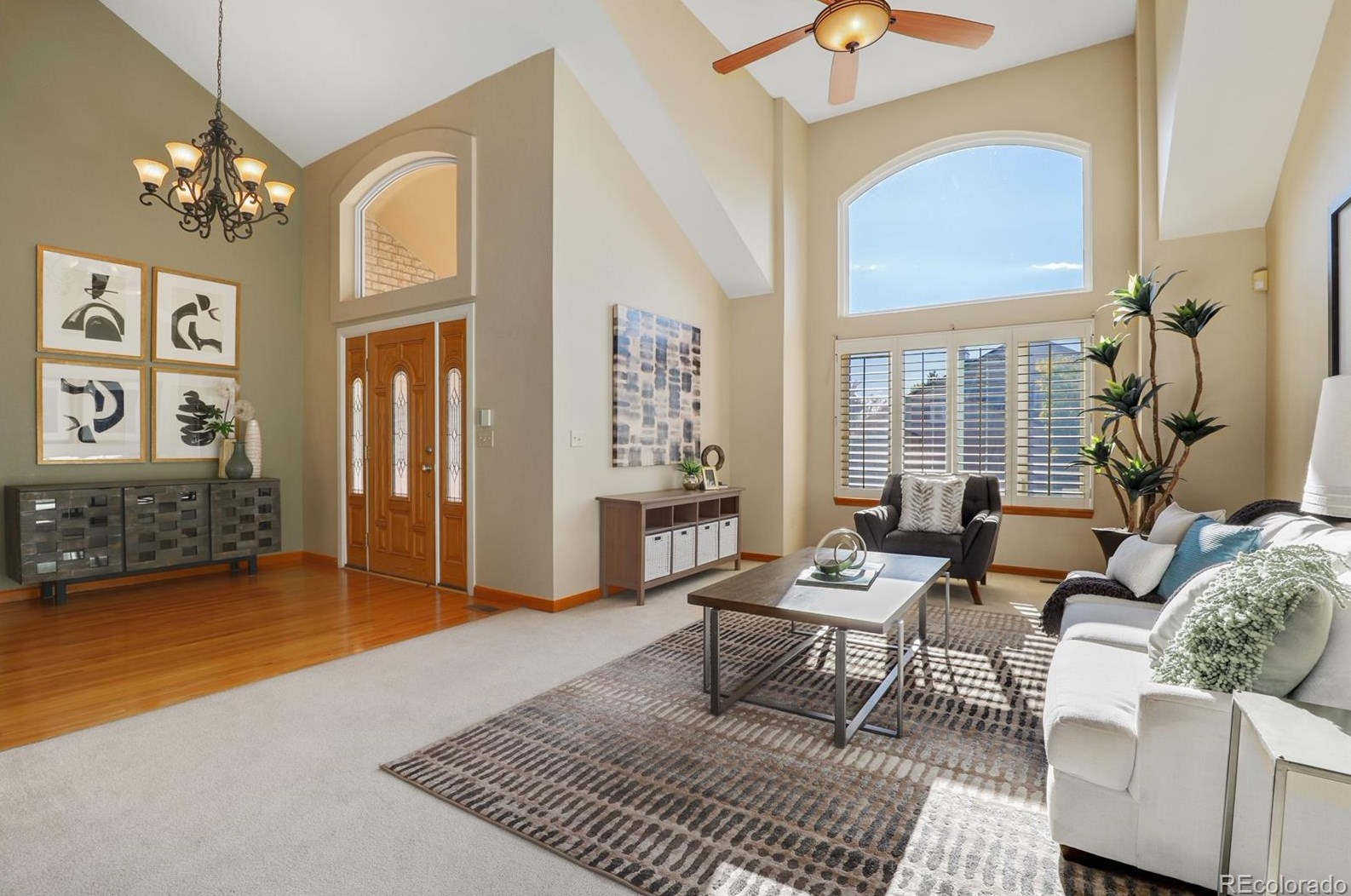 8948 Green Meadows Ln, Littleton CO 80126-2674 exterior