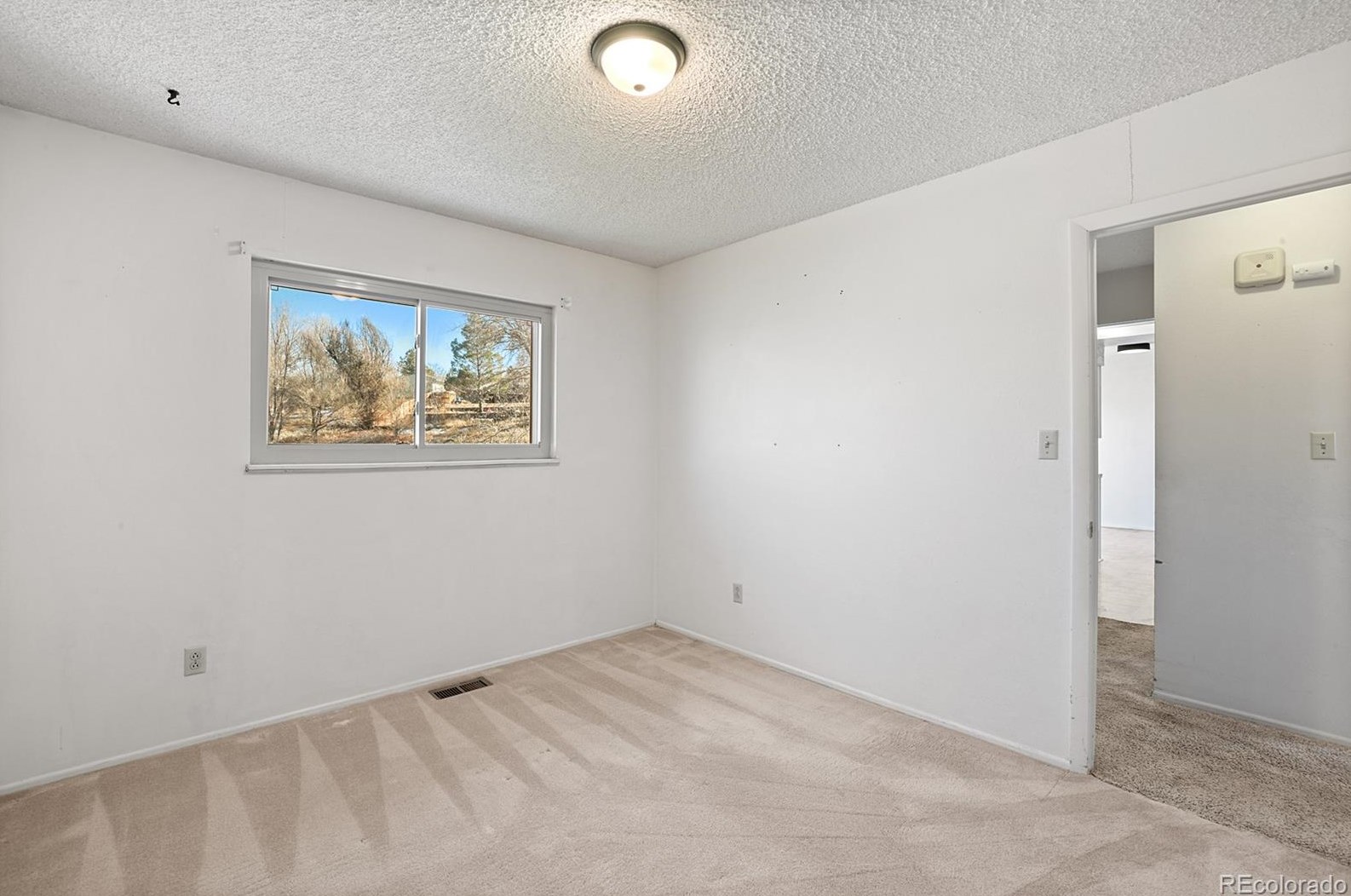 1595 Luna Vis St, Colorado Springs CO 80911-2429 exterior