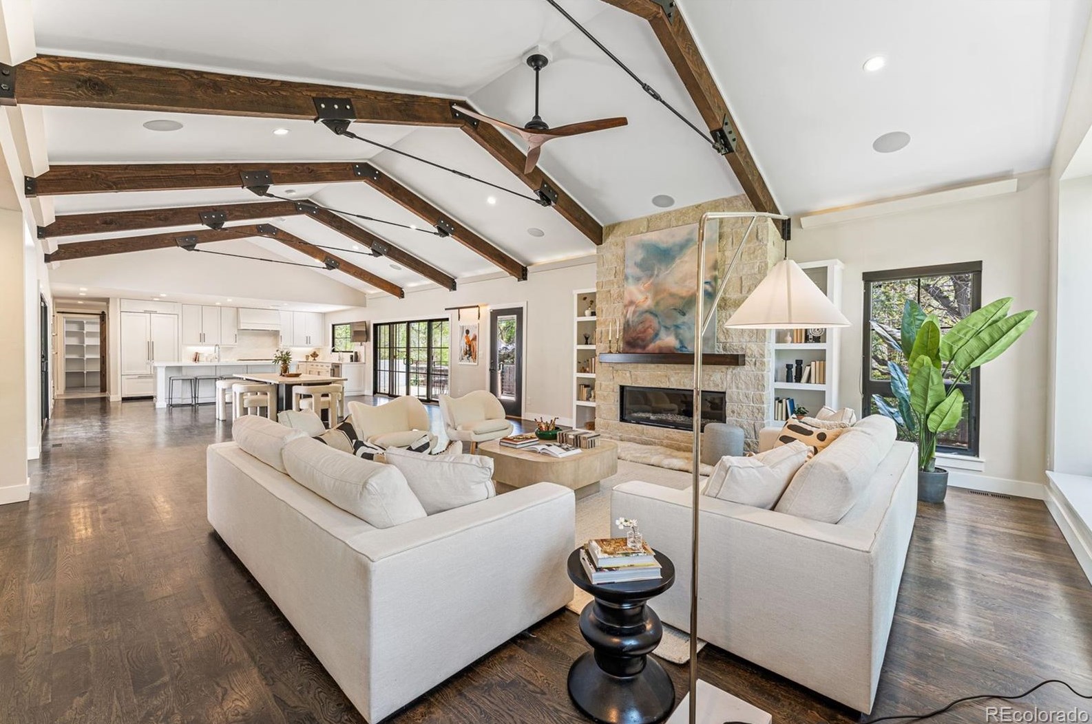 6185 Columbine Way, Littleton CO 80121-2805 exterior