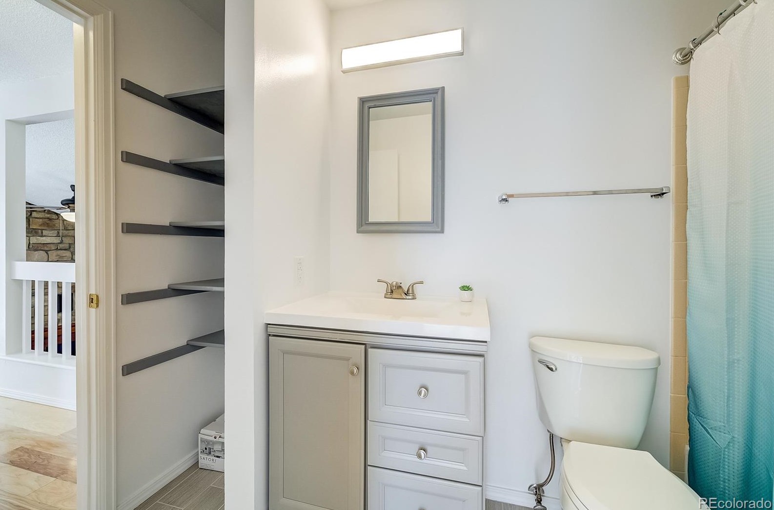 5886 77th Dr, Arvada CO  80003-5819 exterior