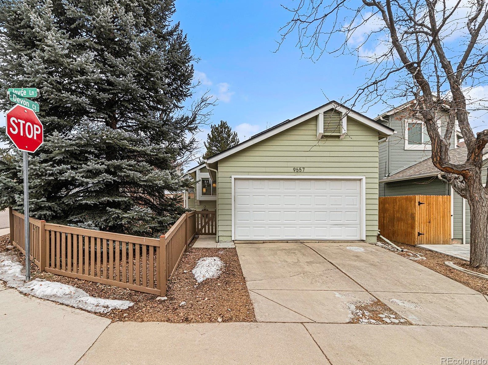 9557 Joyce Ln, Littleton CO  80126-3033 exterior