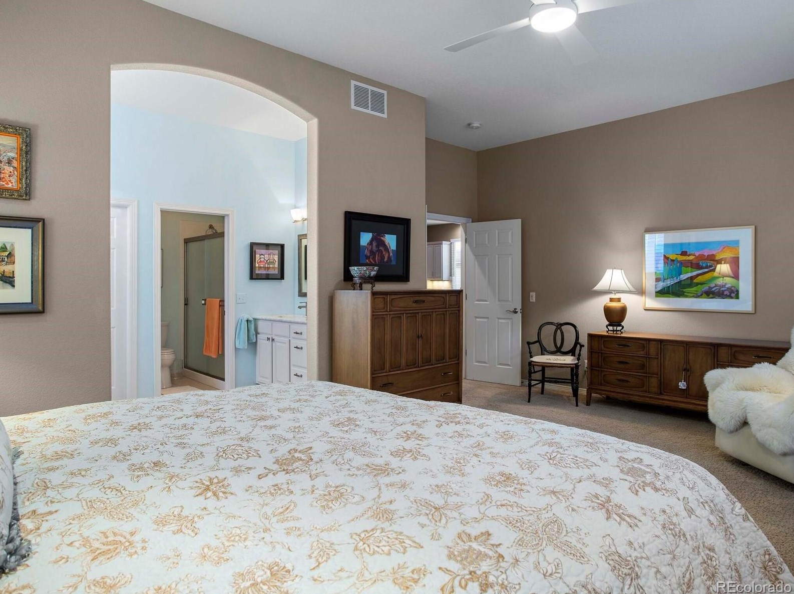 4292 Phillips Pl, Littleton CO 80122-3906 exterior