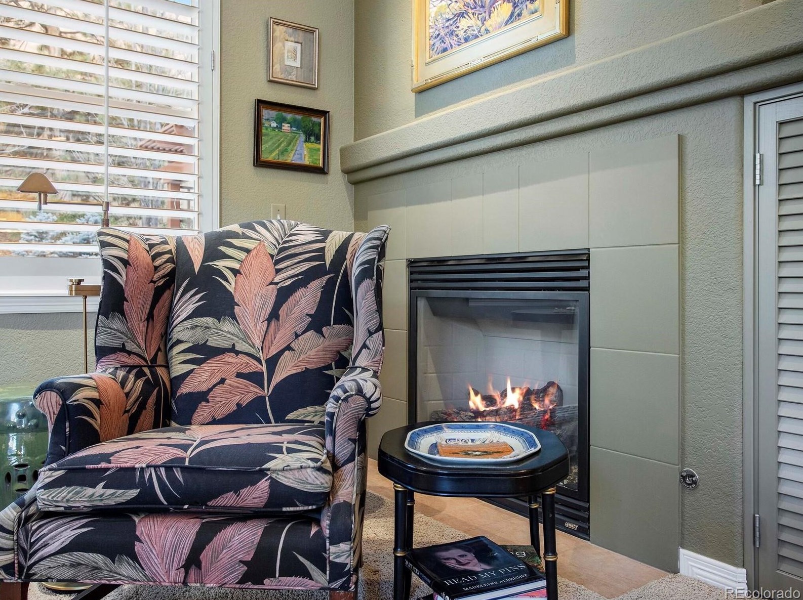 4292 Phillips Pl, Littleton CO 80122-3906 exterior