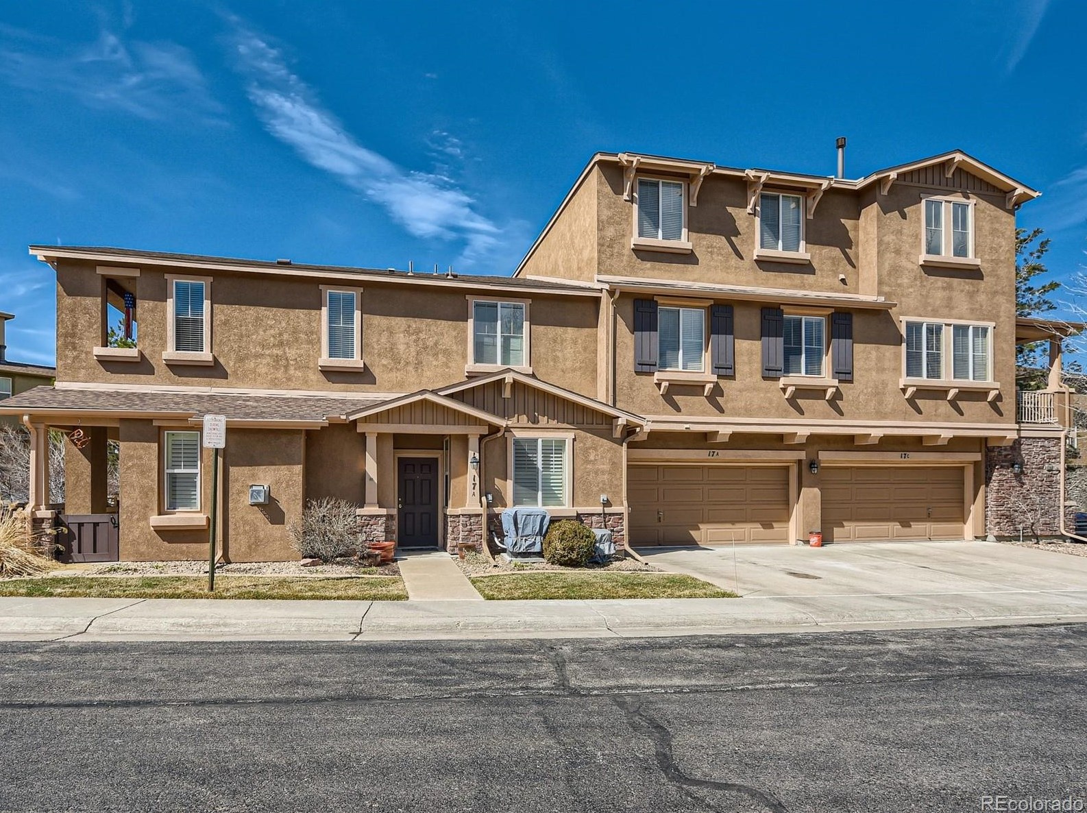 10524 Ashfield St, Littleton CO  80126-8090 exterior