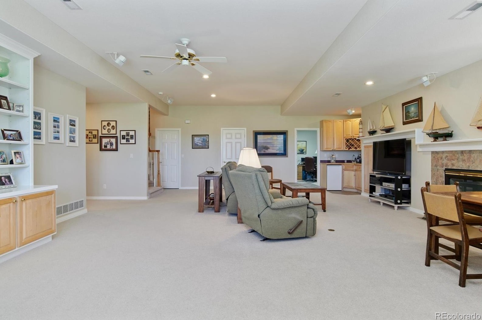 8290 Albion St, Littleton CO 80122-3909 exterior