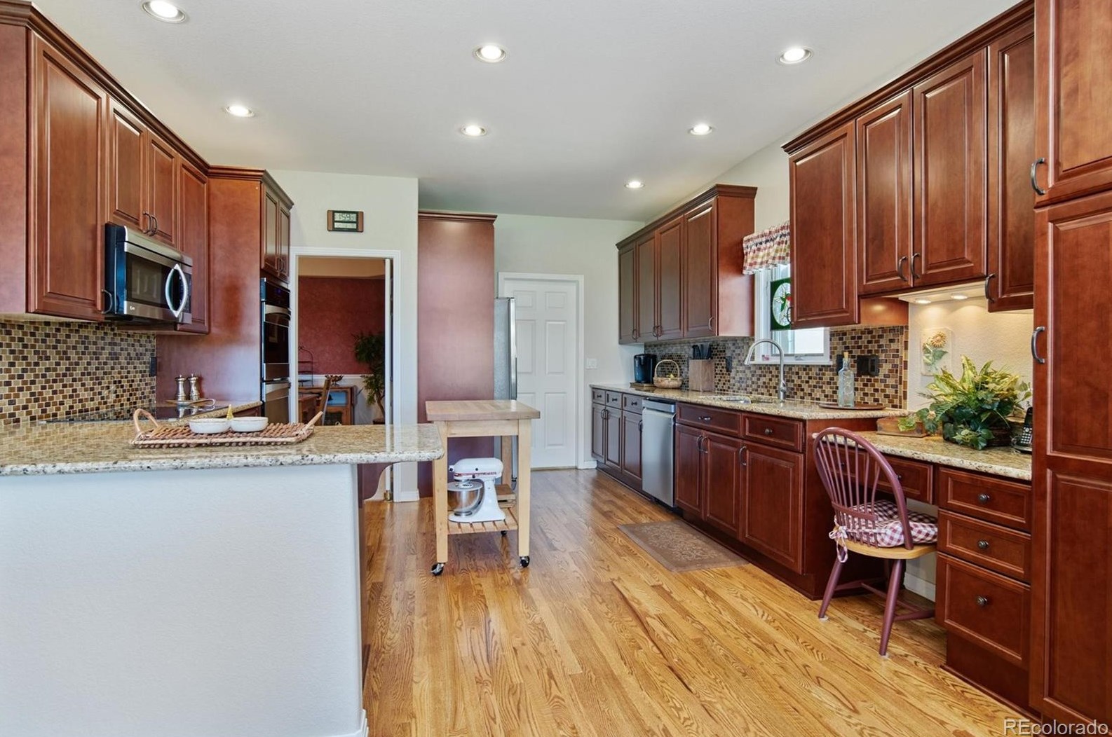 8290 Albion St, Littleton CO 80122-3909 exterior