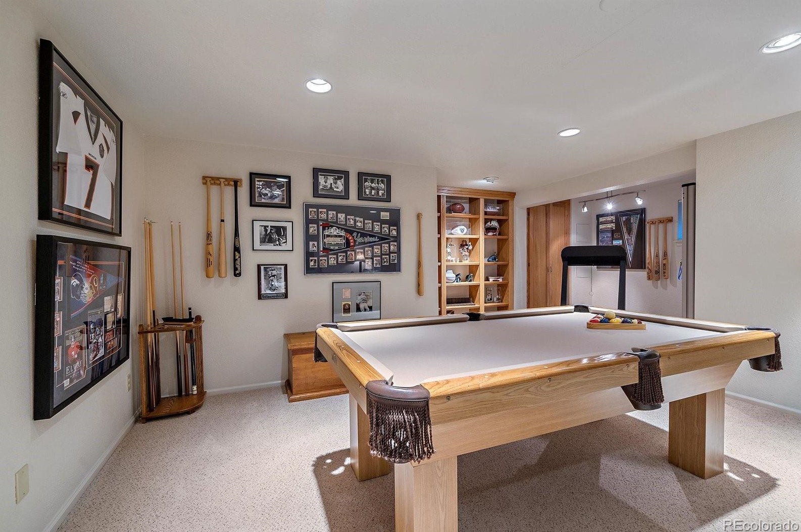 5285 Cody St, Littleton CO 80123-7319 exterior