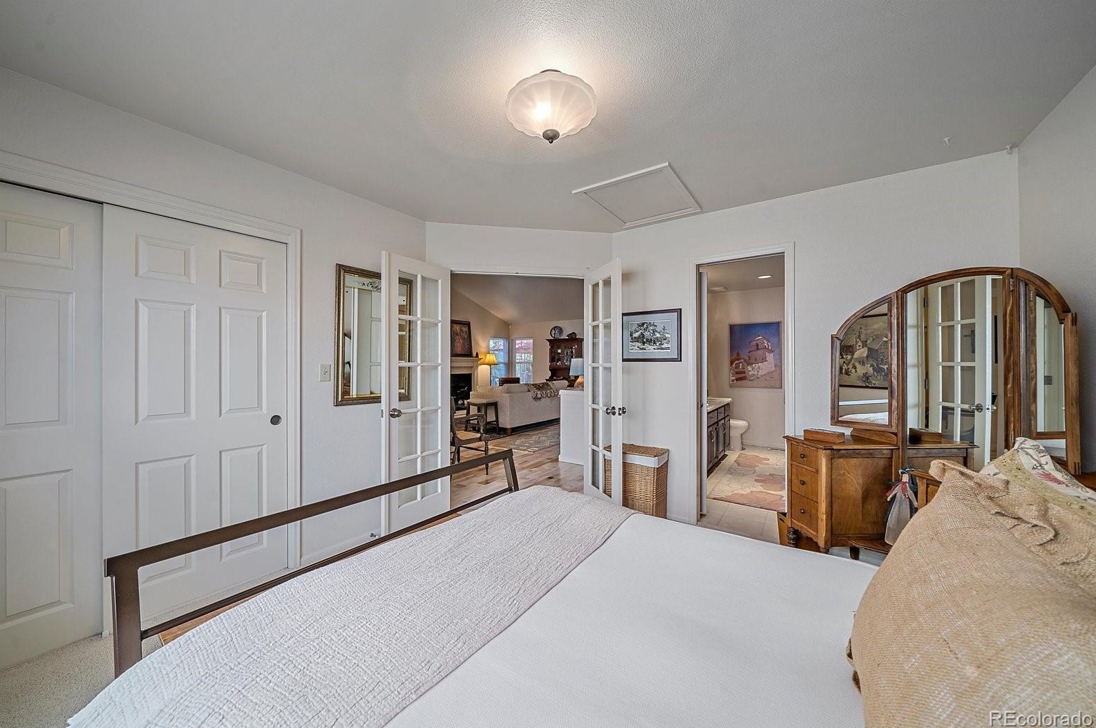 5285 Cody St, Littleton CO 80123-7319 exterior