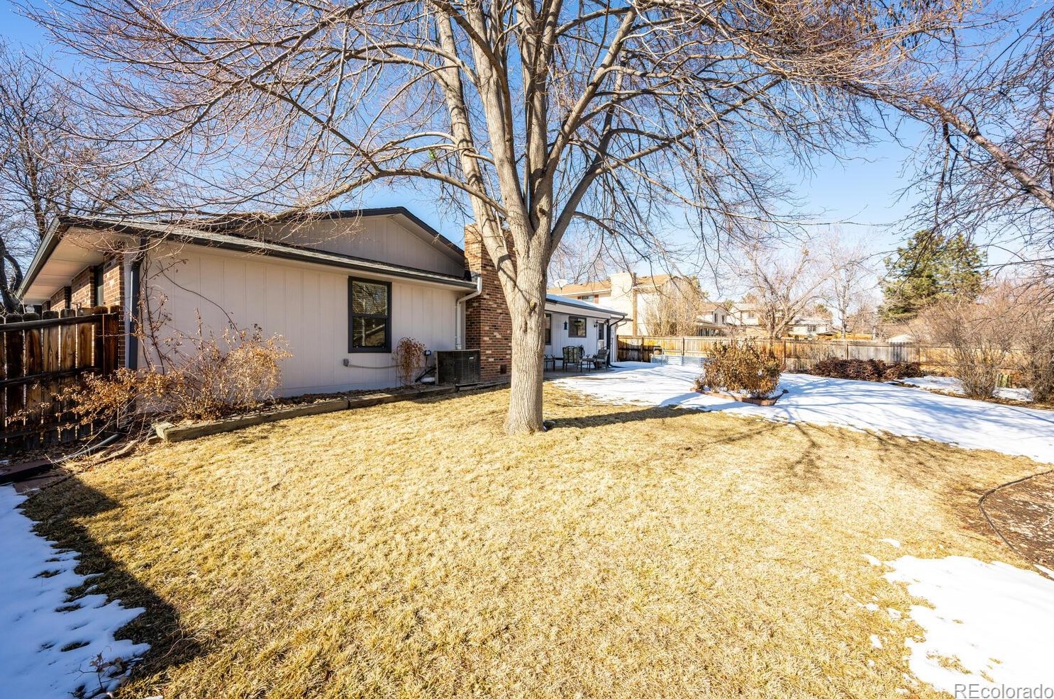 7716 Newland St, Littleton CO  80128-5743 exterior