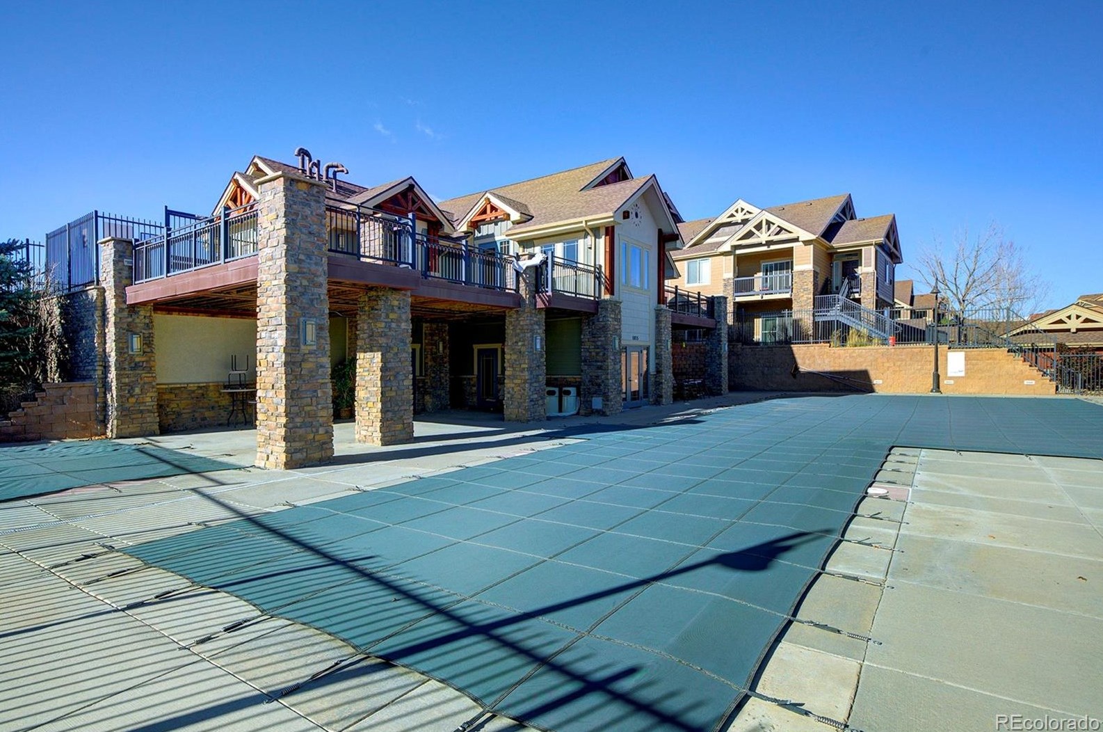 8778 Kipling Way, Littleton CO 80127-7134 exterior