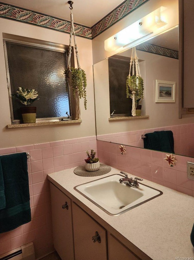 7455 69th Pl, Arvada CO  80003-3411 exterior