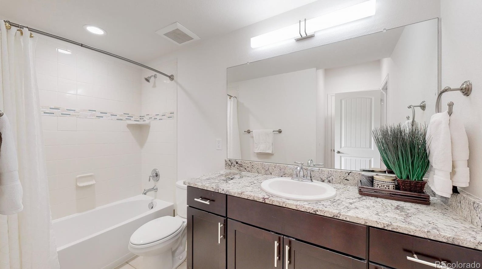 17822 83rd Pl, Arvada CO  80005 exterior