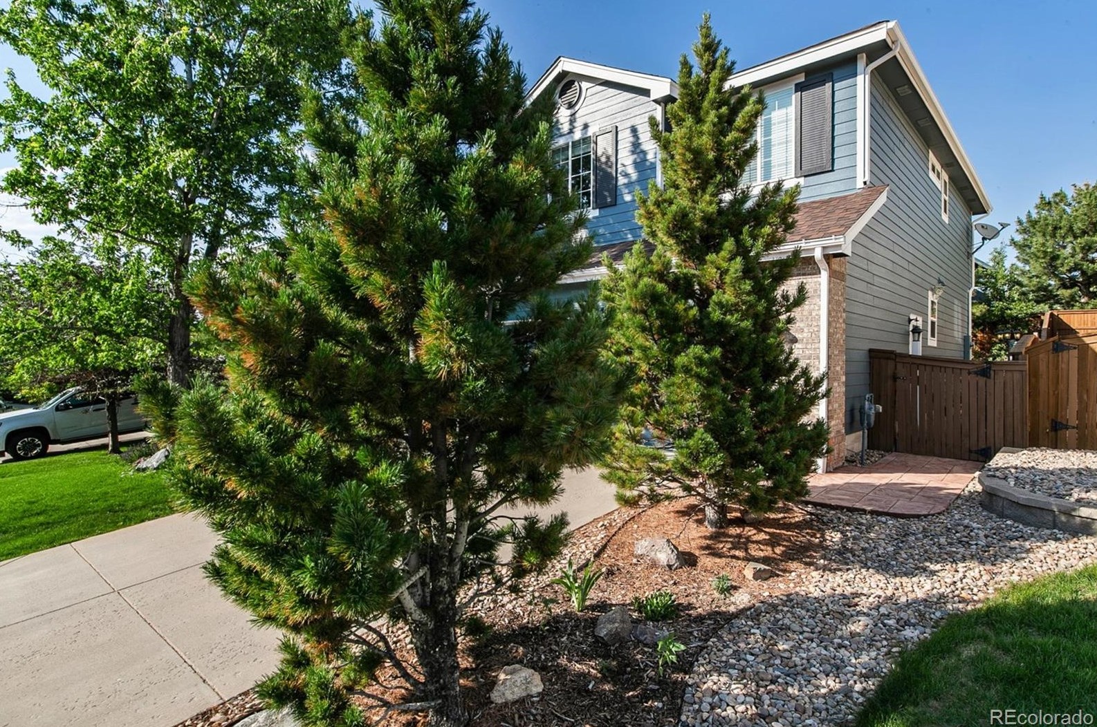 10240 Bentwood Cir, Littleton CO 80126-7866 exterior