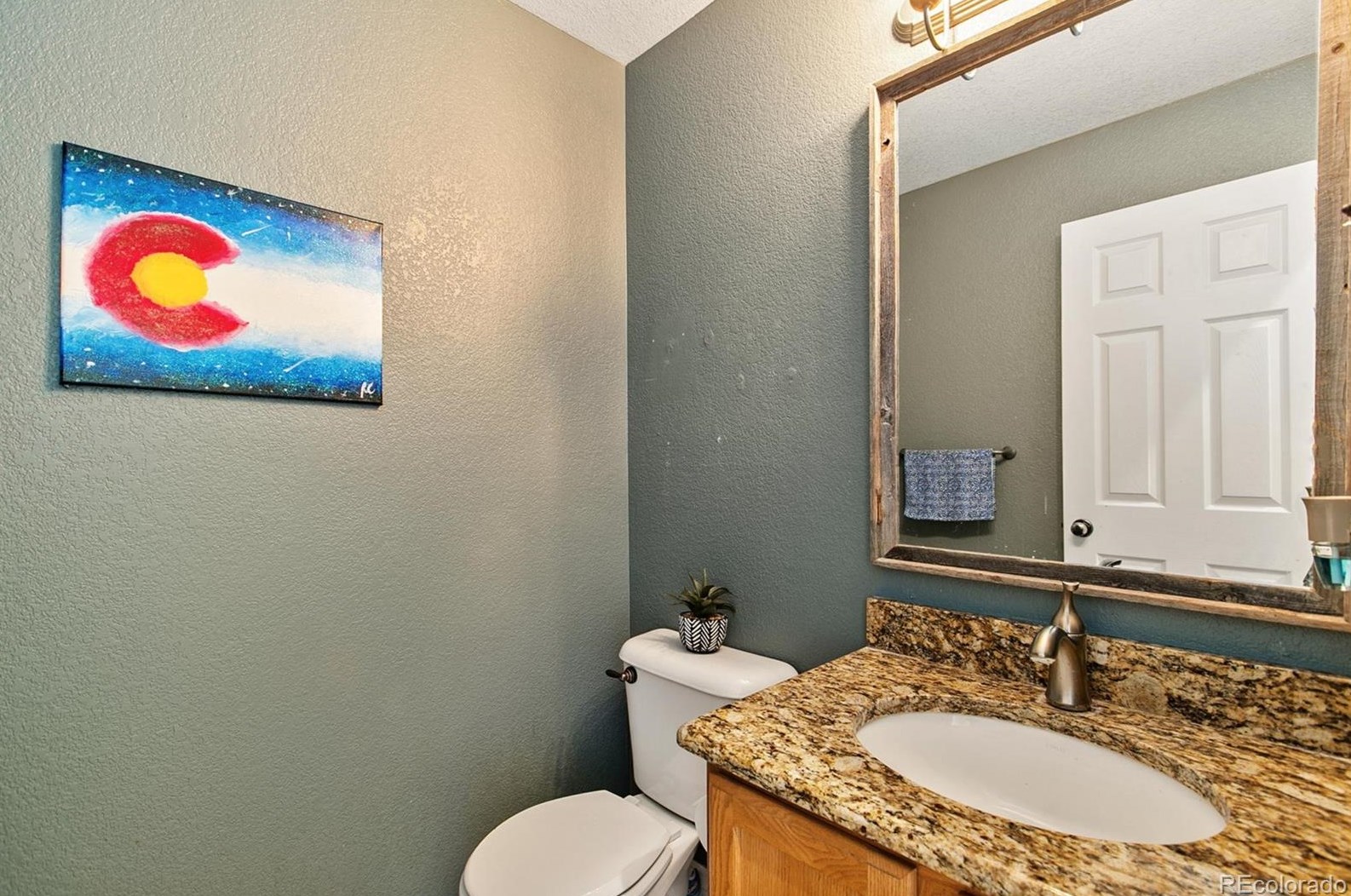 10240 Bentwood Cir, Littleton CO 80126-7866 exterior