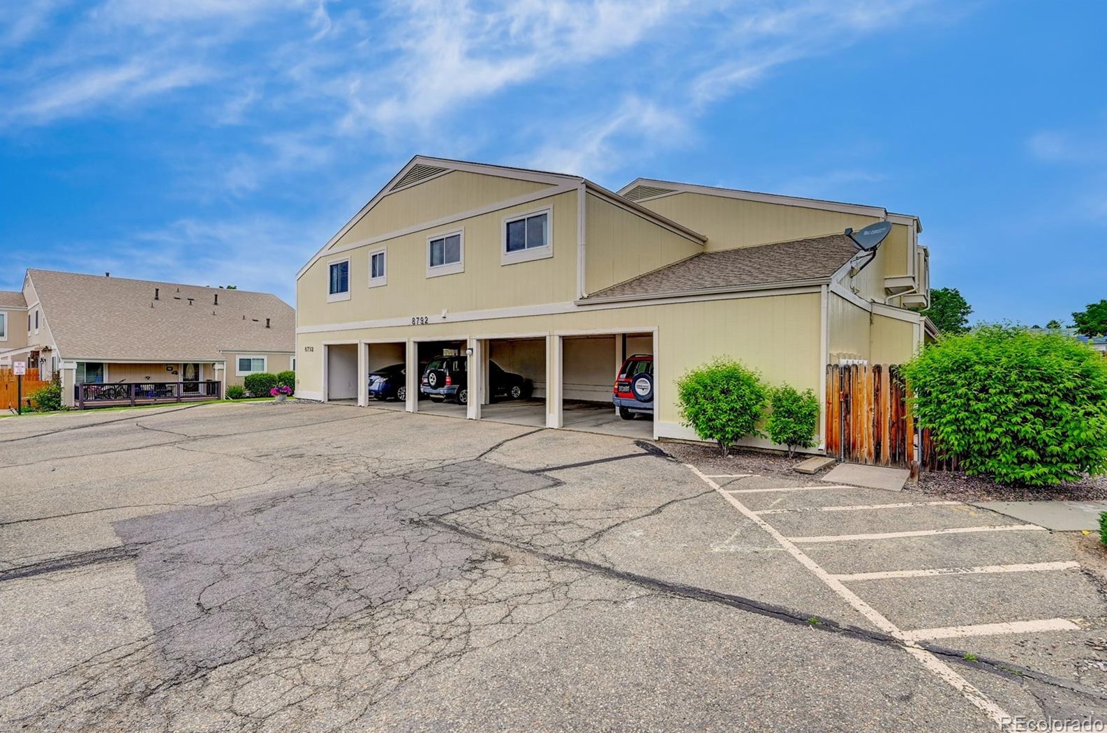 8792 Pierce Way, Arvada CO 80003-1042 exterior