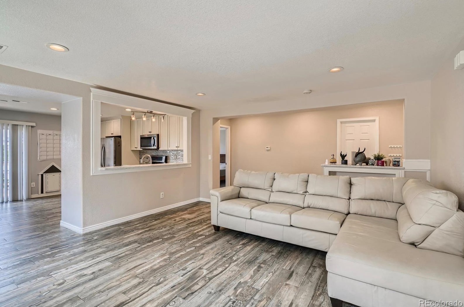 9575 Marmot Ridge Cir, Littleton CO  80125-8888 exterior