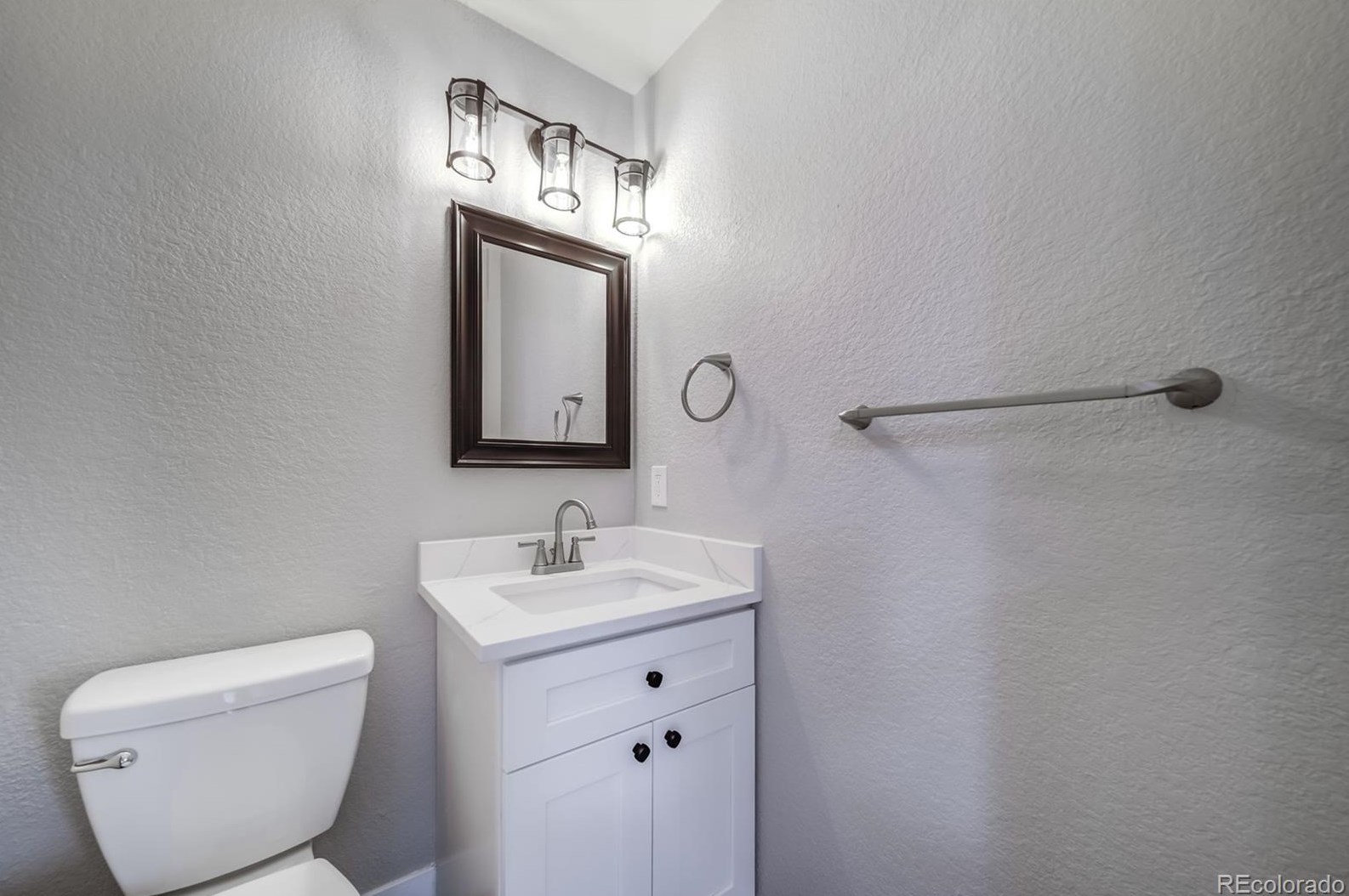 6363 Grape Ct, Littleton CO 80122-3810 exterior