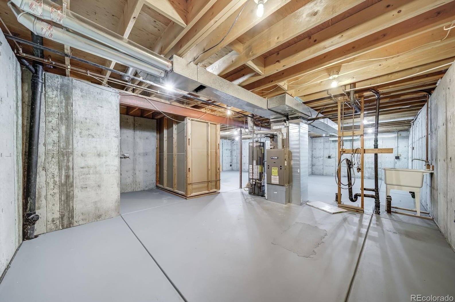 6363 Grape Ct, Littleton CO 80122-3810 exterior