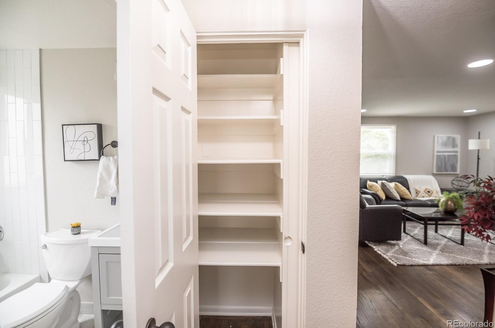 5424 Reed Ct, Arvada CO  80002-3844 exterior