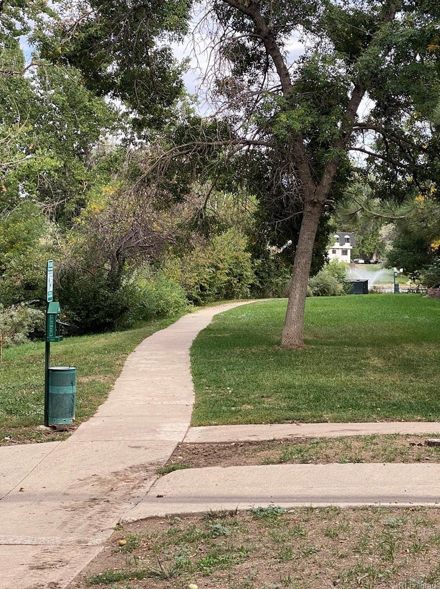 249 Highline Cir, Littleton CO 80122-1031 exterior