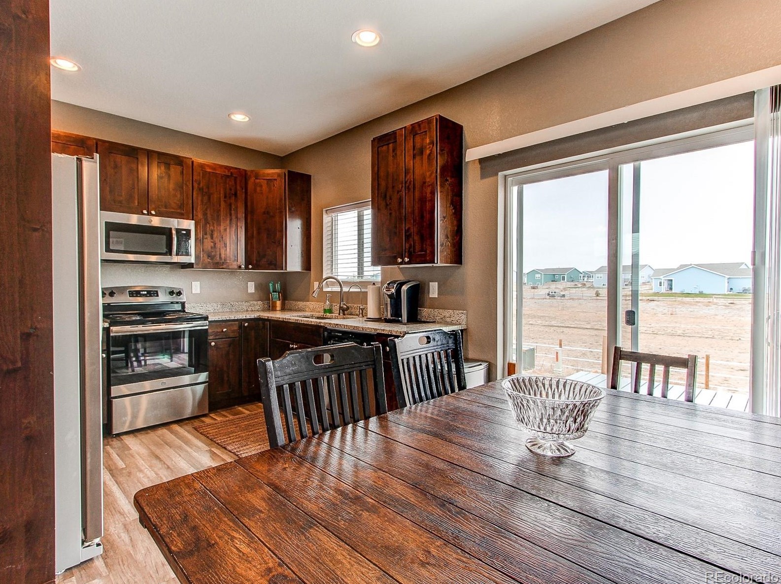 196 2nd Ave, Deer Trail CO  80105 exterior