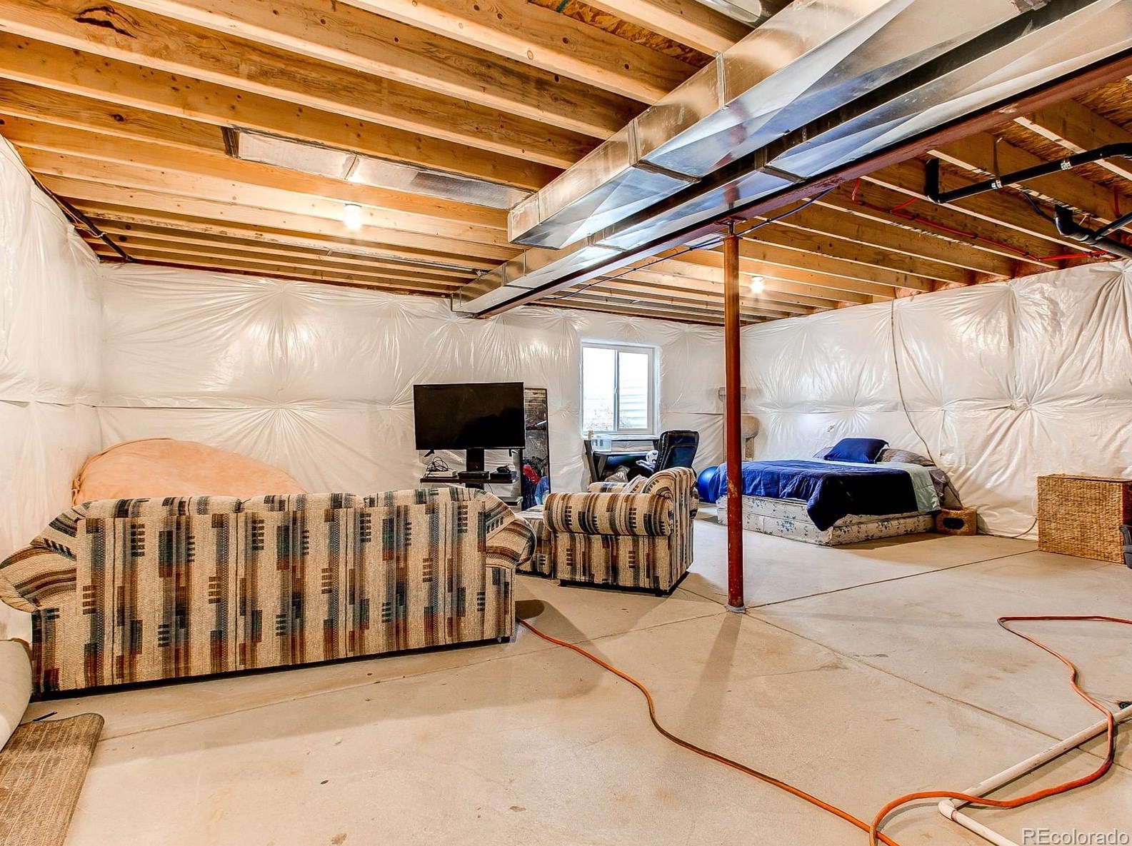 196 2nd Ave, Deer Trail CO  80105 exterior