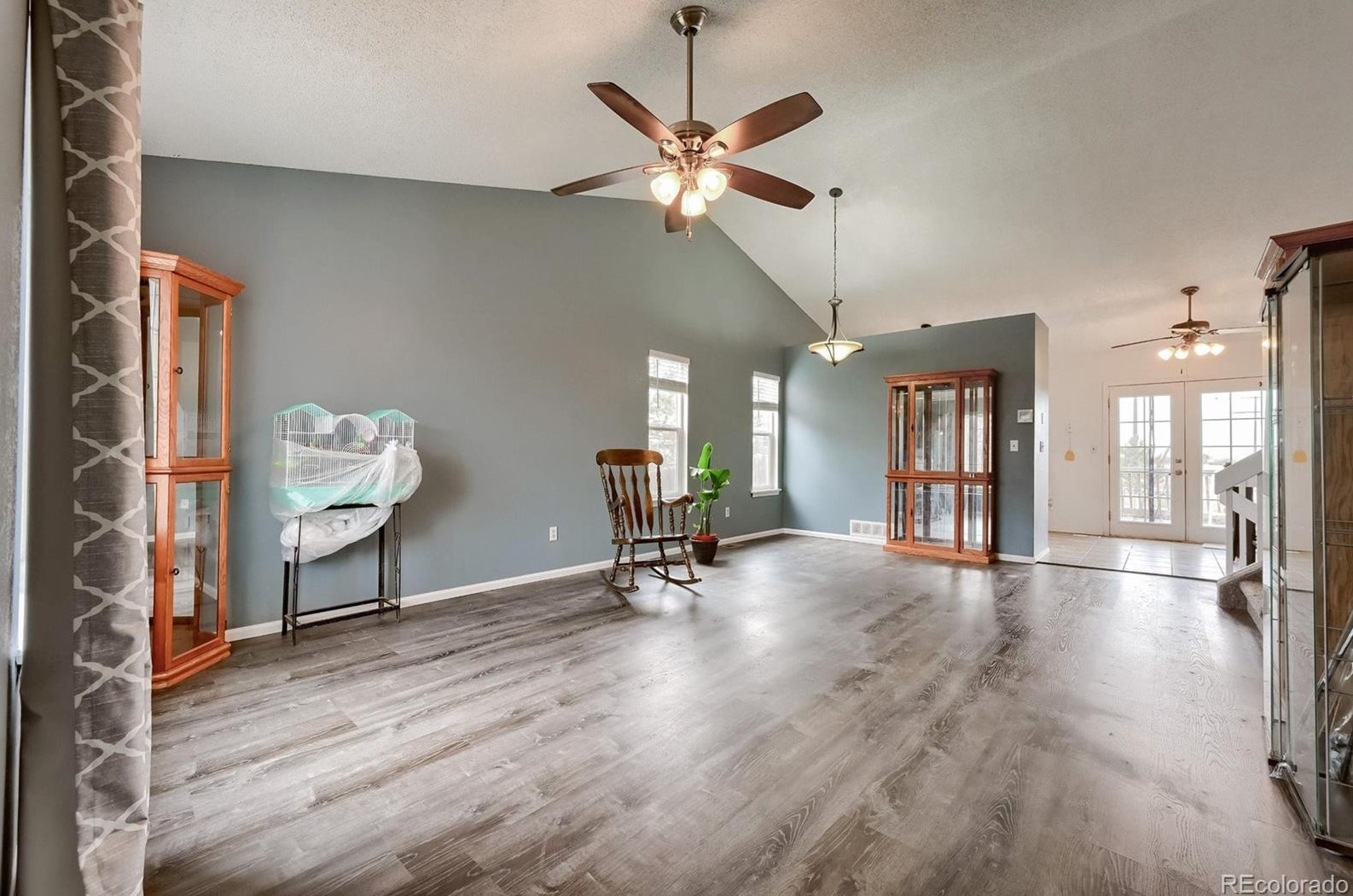 325 Holcomb St, Castle Rock CO  80104-8909 exterior