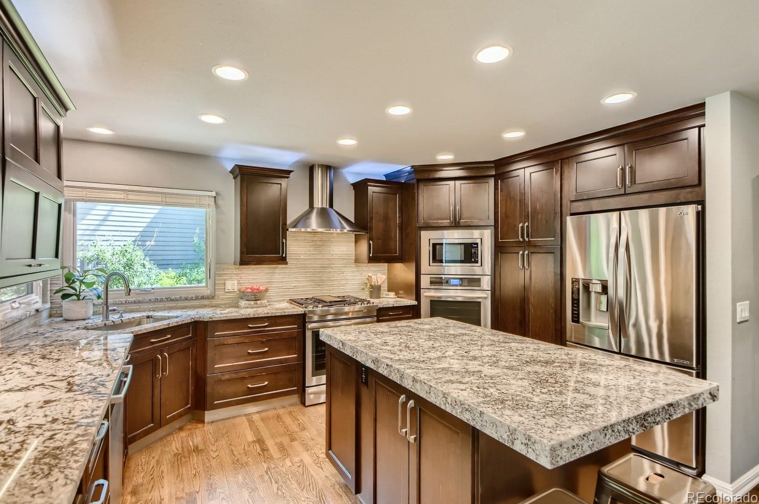 2201 Wynterbrook Dr, Littleton CO 80126-4210 exterior