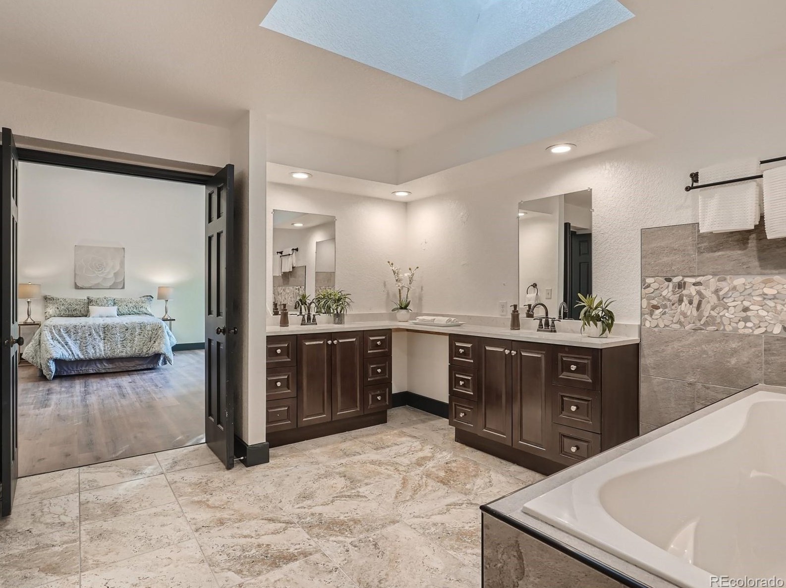 8049 Sweet Water Rd, Littleton CO  80124-3035 exterior