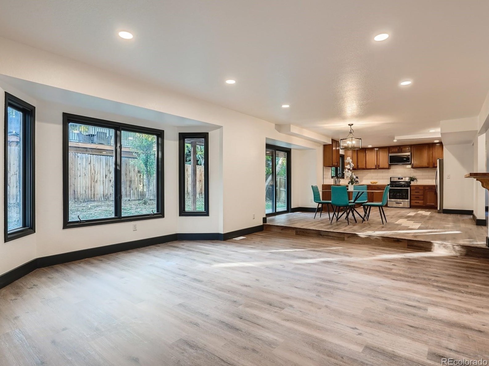 8049 Sweet Water Rd, Littleton CO  80124-3035 exterior