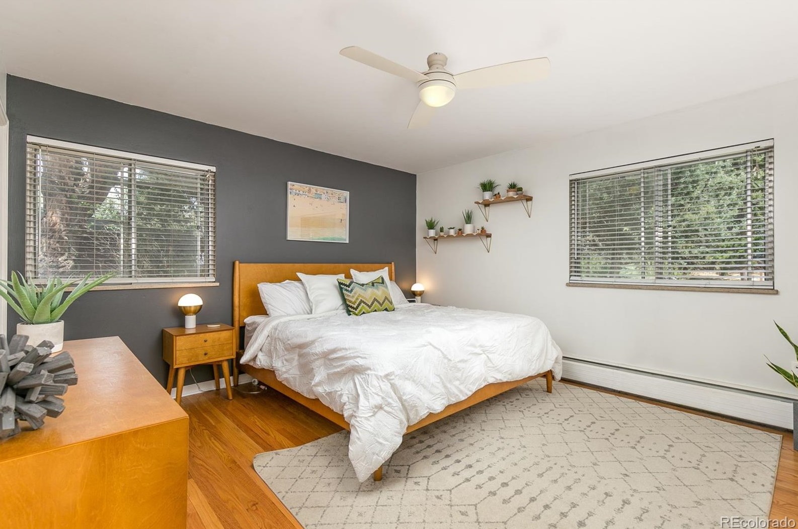 6338 Acoma St, Littleton CO 80120-3409 exterior