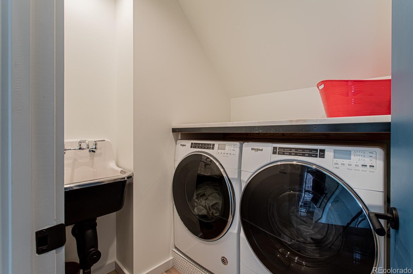 311 Pearl St, Steamboat Springs CO  80487-9335 exterior