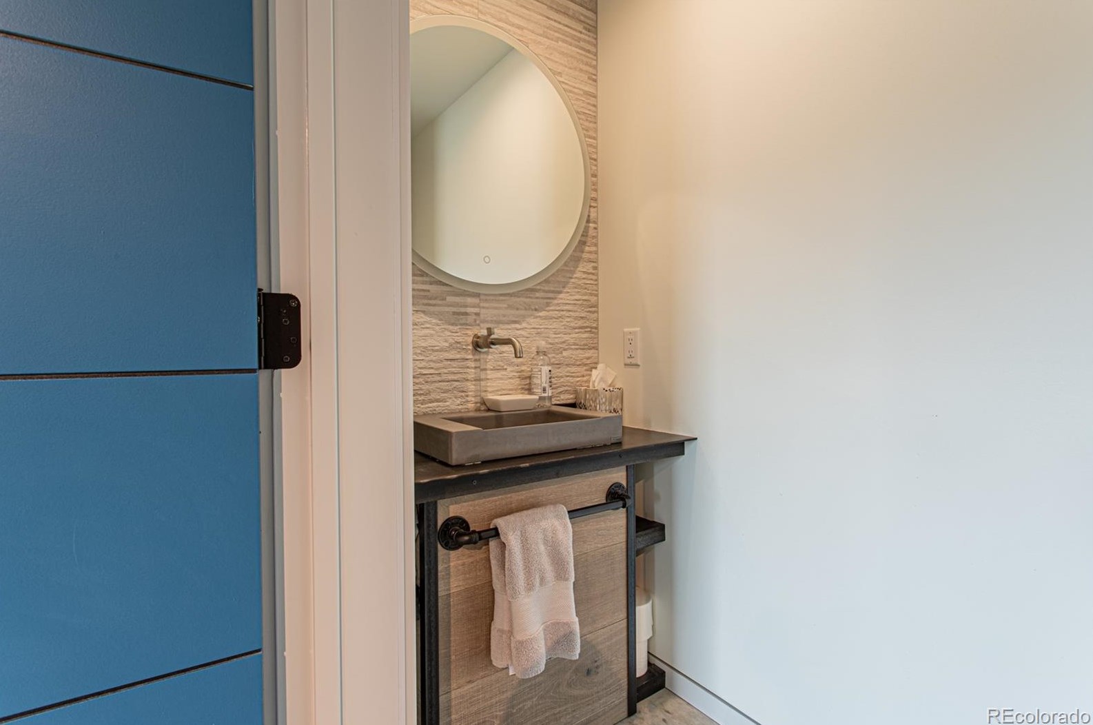 311 Pearl St, Steamboat Springs CO  80487-9335 exterior