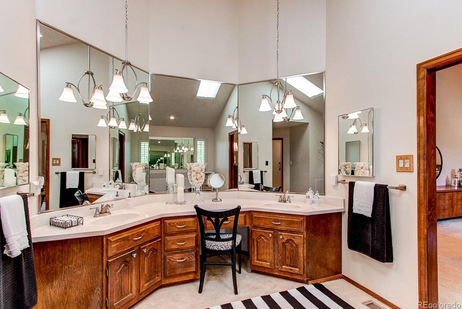 7943 Friend Dr, Littleton CO 80128-5171 exterior