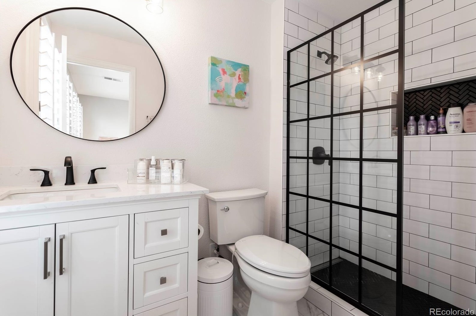 2574 Greensborough Dr, Littleton CO  80129-2221 exterior