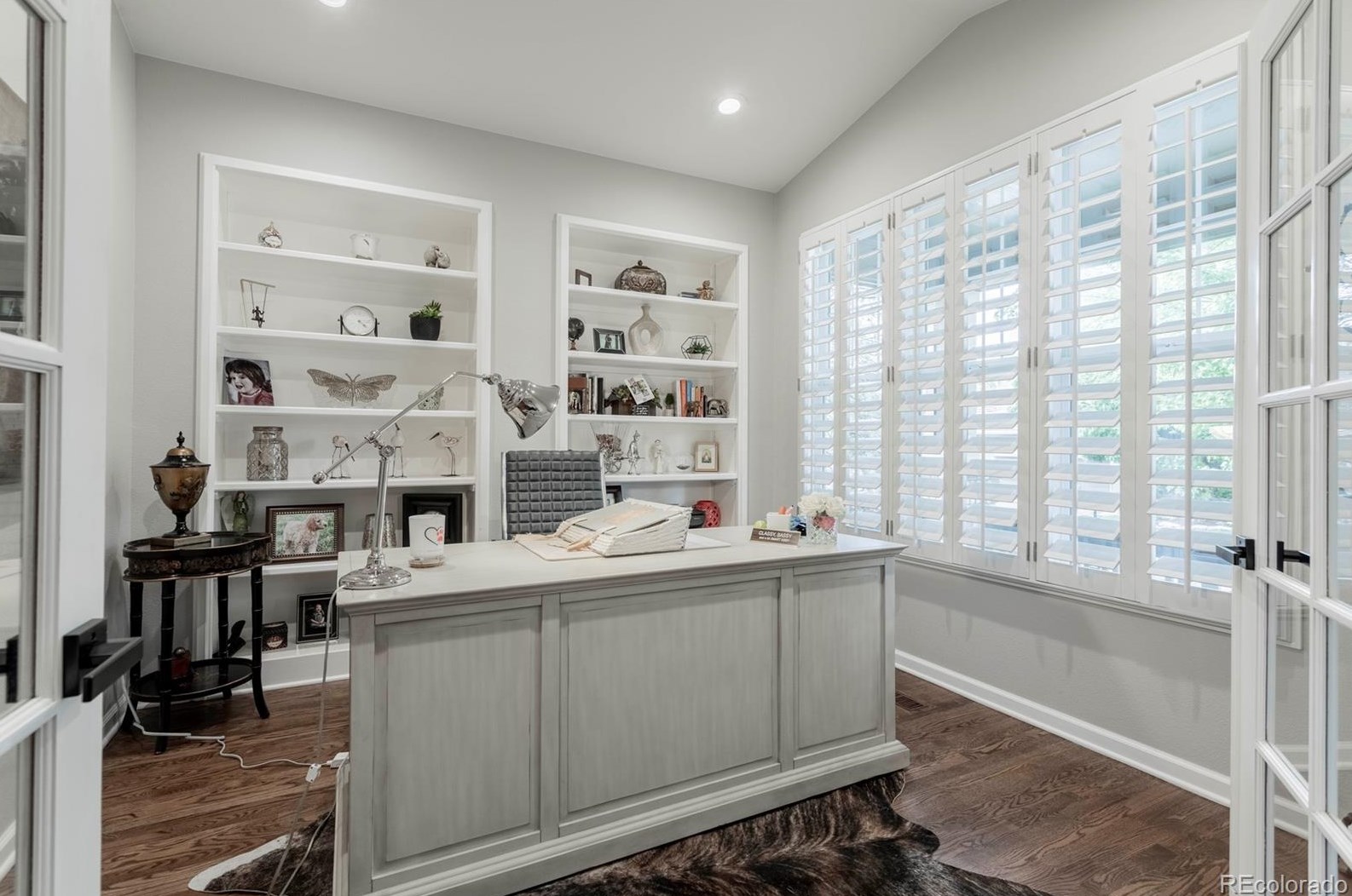 2574 Greensborough Dr, Littleton CO  80129-2221 exterior