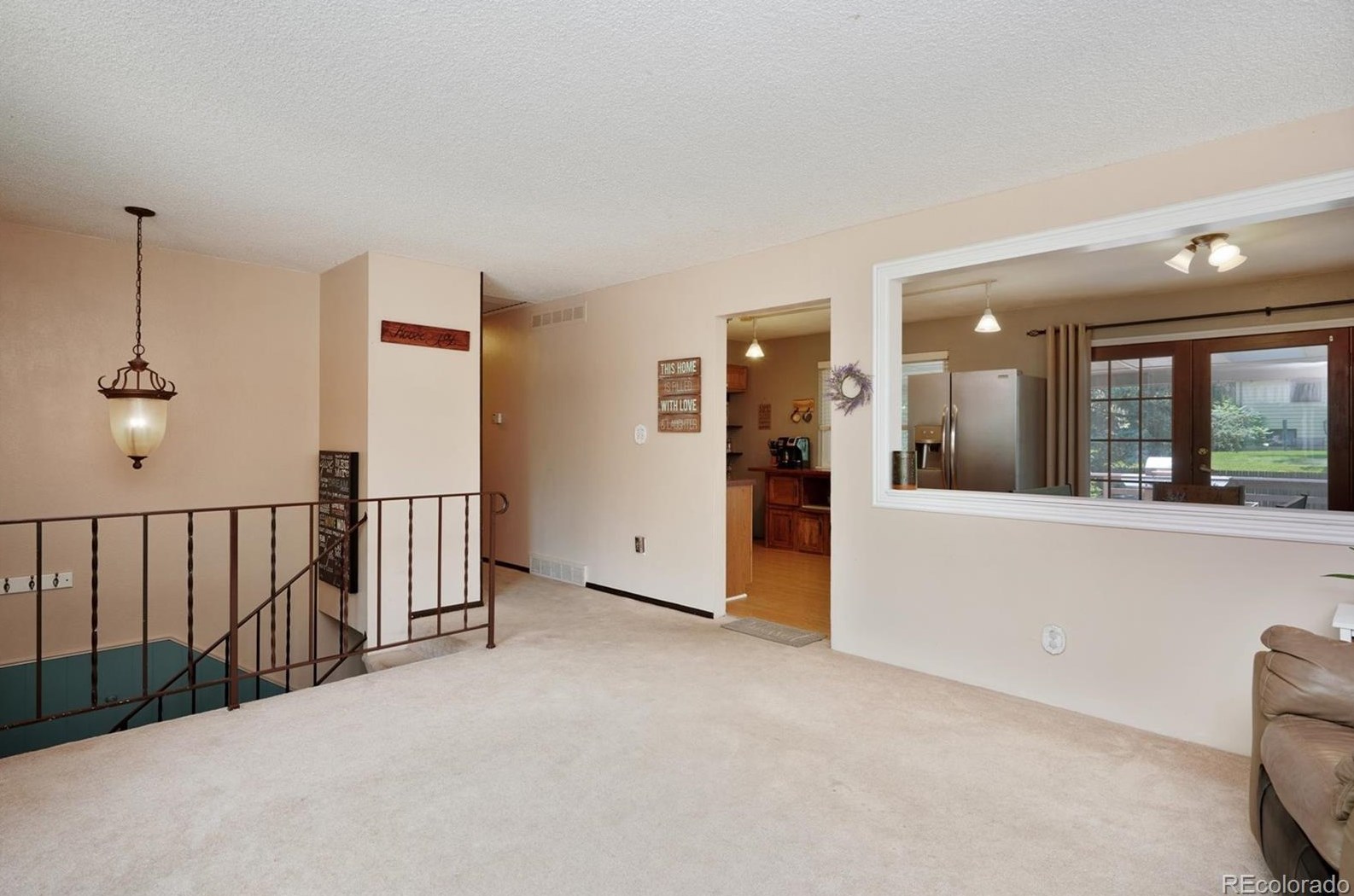 1084 Fremont Cir, Littleton CO 80122-1465 exterior