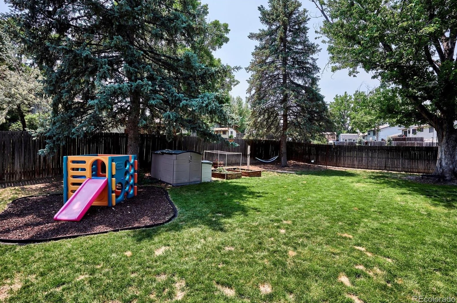 1084 Fremont Cir, Littleton CO 80122-1465 exterior